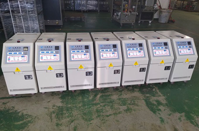 注塑油溫機(jī)與注塑水溫機(jī)該如何選擇?