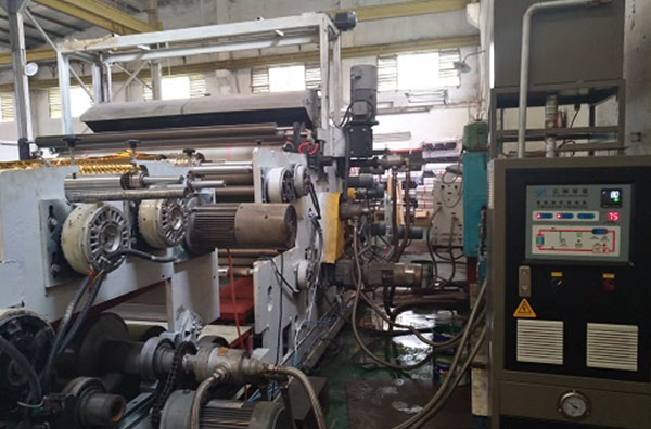 壓光機輥筒加熱模溫機有什么作用？